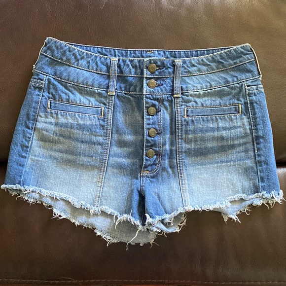 American Eagle AE Jean Shorts Sz 12 - Picture 1 of 4